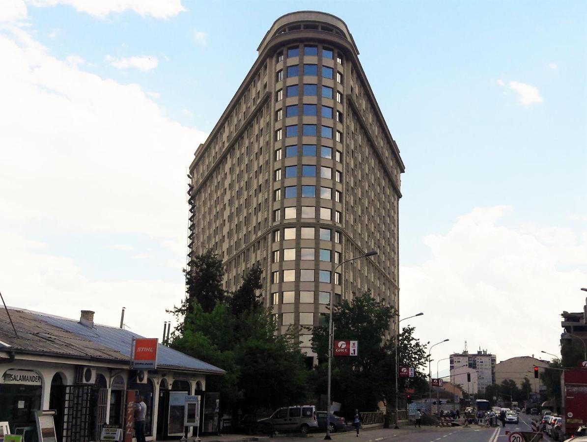 Dow Apartments - Luxury 13Th Floor, Parking 斯科普里 外观 照片