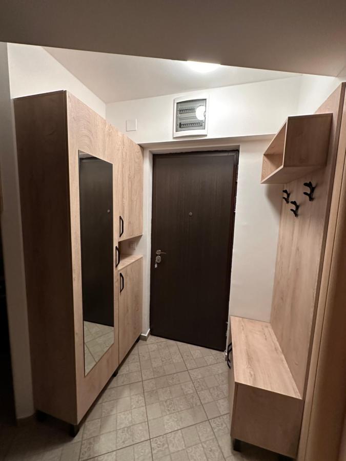 Dow Apartments - Luxury 13Th Floor, Parking 斯科普里 外观 照片